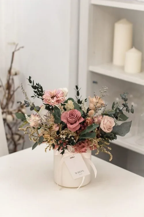 莓紅永生花盆｜White flower